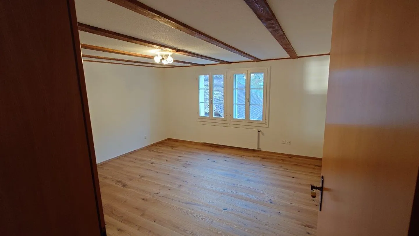 Privilegierte Dachwohnung mit Panoramablick über Gersau - Foto 9 von 12