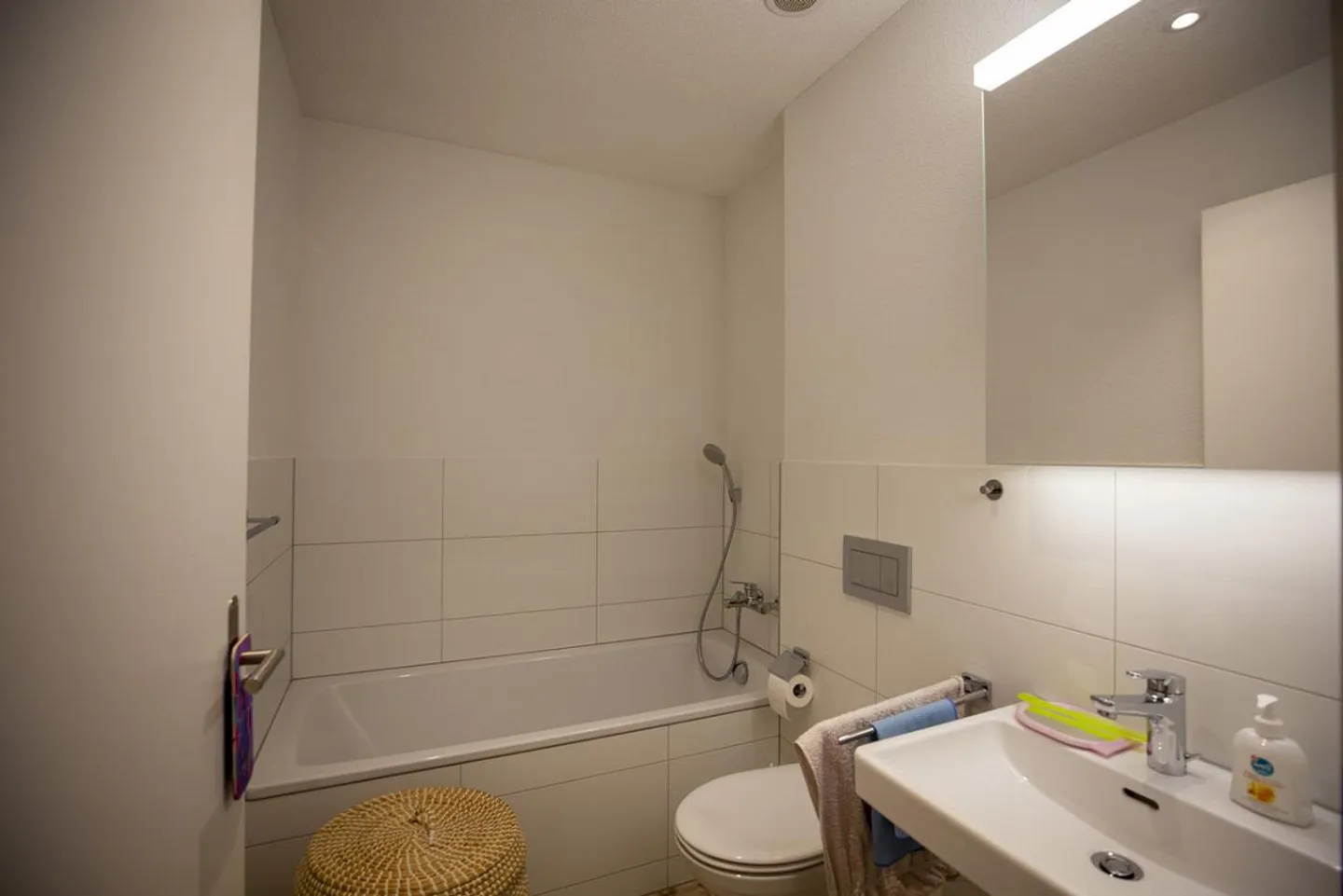 Neuwertige 3.5-Zimmer-Wohnung im Erdgeschoss in Oberwil bei Büren - Foto 5 von 8