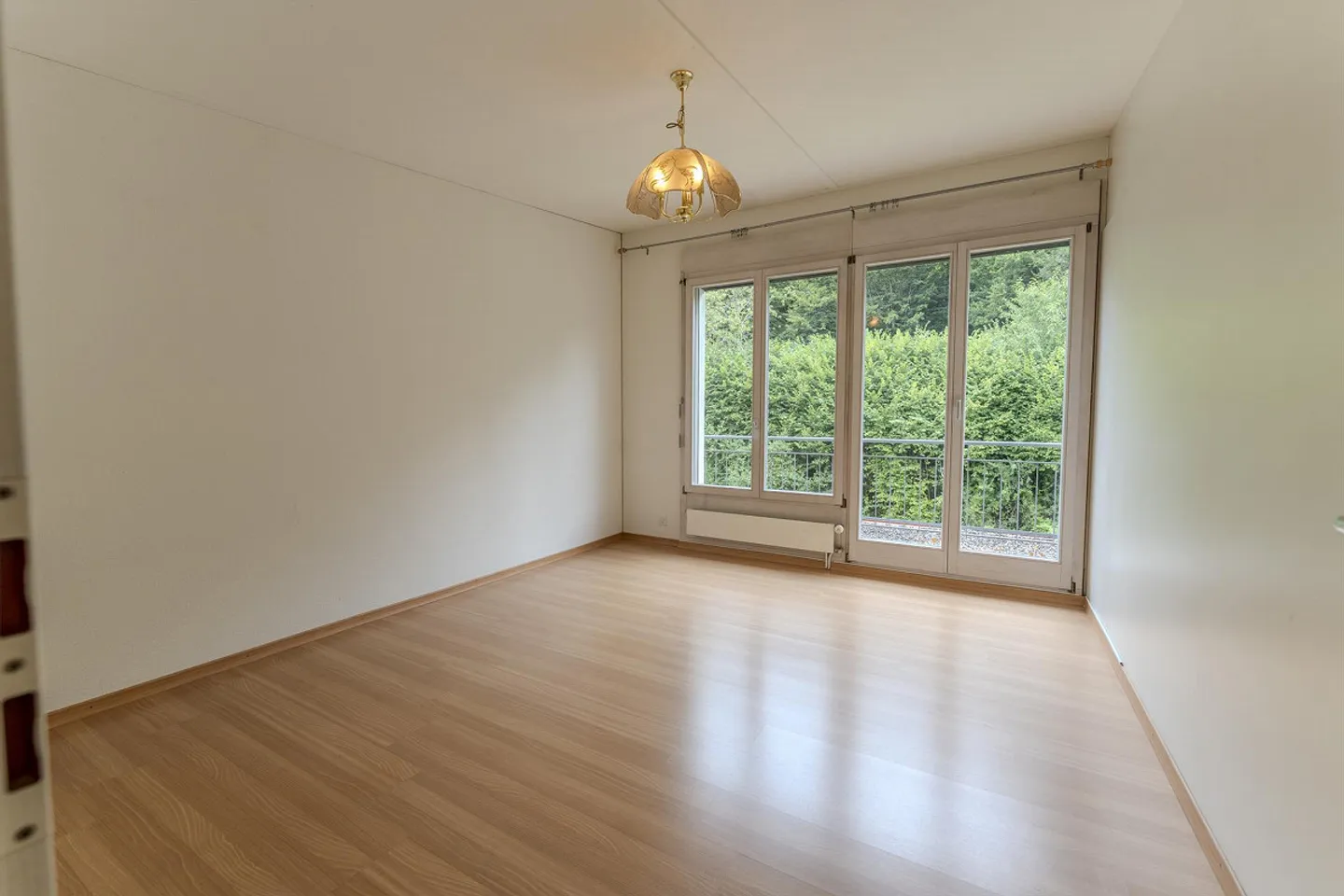 Ampia casa a schiera in diritto di superficie - Foto 15 di 23