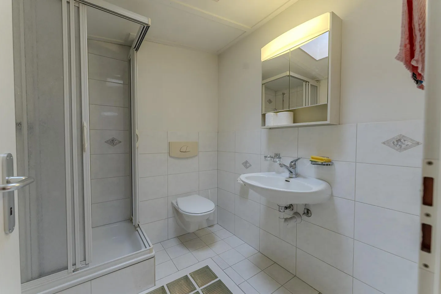 Ampia casa a schiera in diritto di superficie - Foto 17 di 23