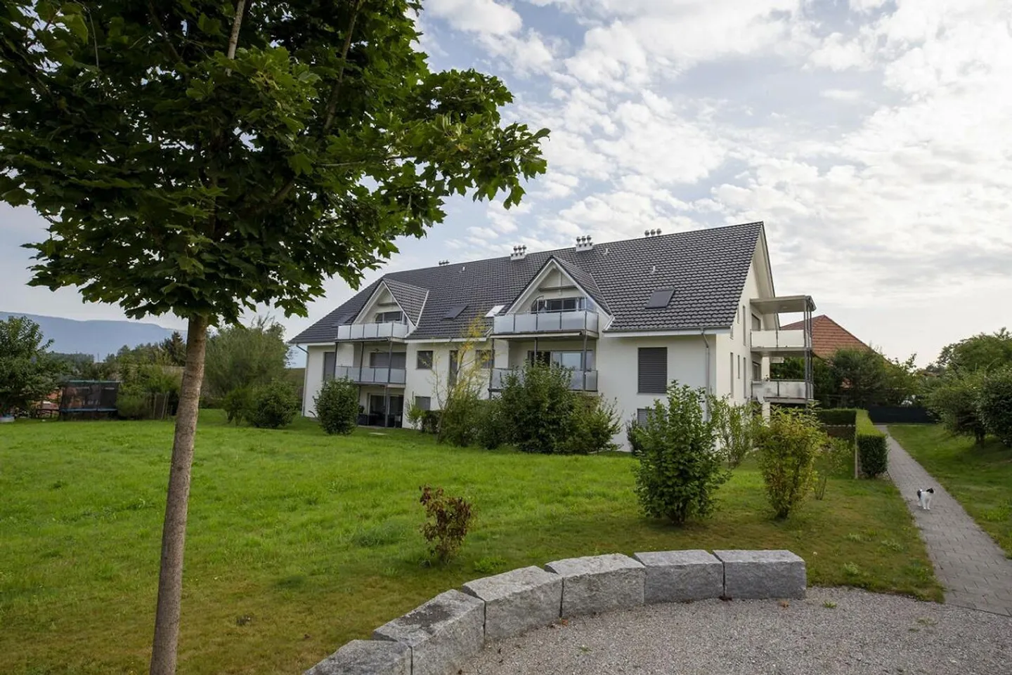 Neuwertige 3.5-Zimmer-Wohnung im Erdgeschoss in Oberwil bei Büren - Foto 7 von 8