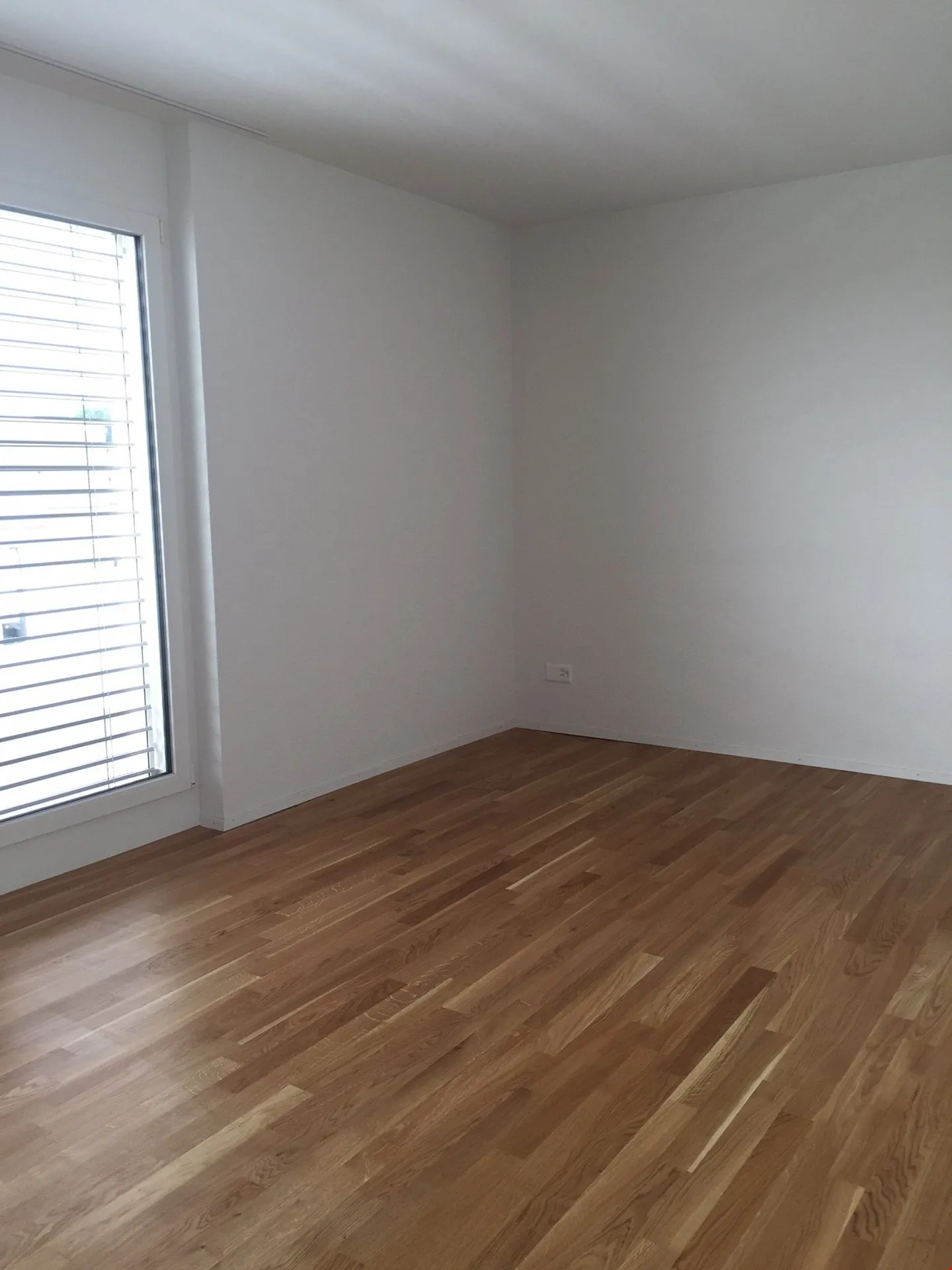 Appartamento soleggiato di 4,5 stanze con loggia - Foto 8 di 10