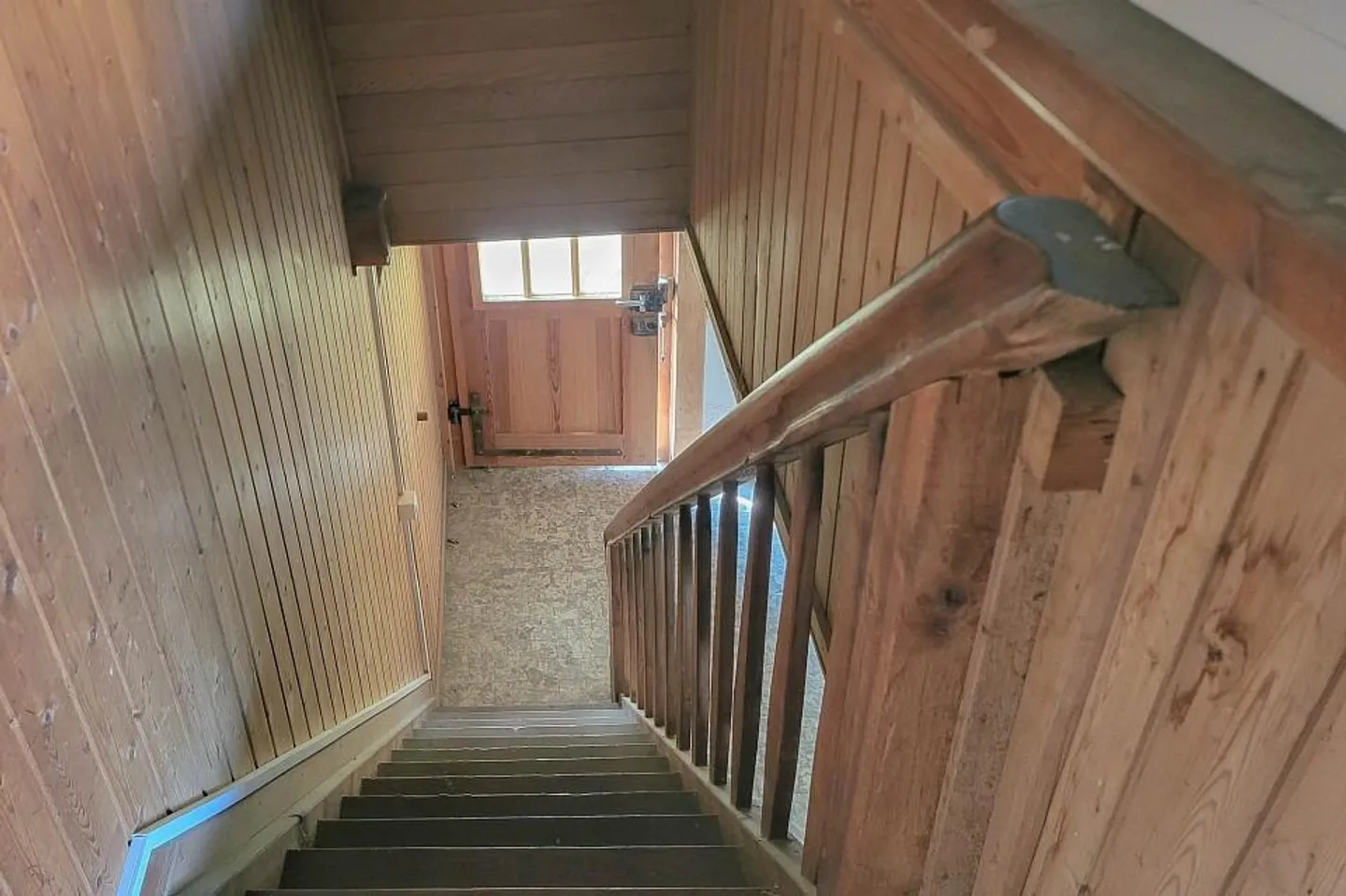 Haus sucht Renovationsprofi - Freistehendes Chalet zum renovieren - Foto 6 di 13