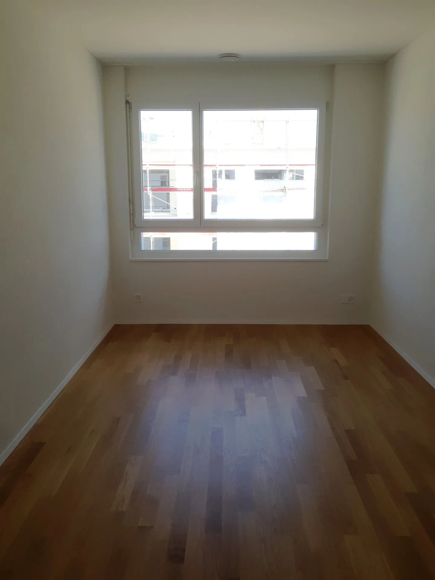 Appartamento soleggiato di 4,5 stanze con loggia - Foto 9 di 10