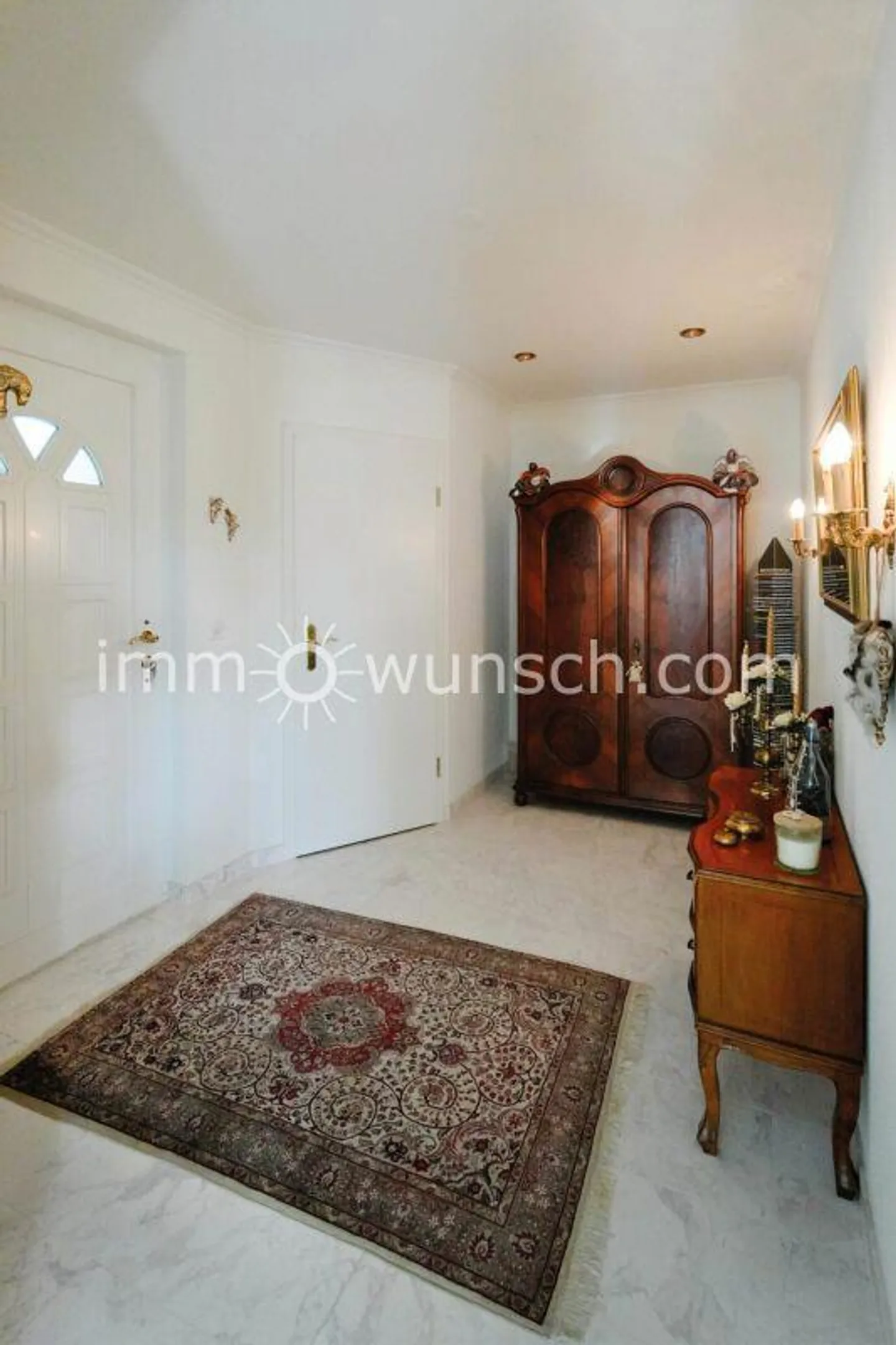 Affascinante casa unifamiliare 4 ½ locali più 1 - in una posizione soleggiata e tranquilla - Foto 4 di 16