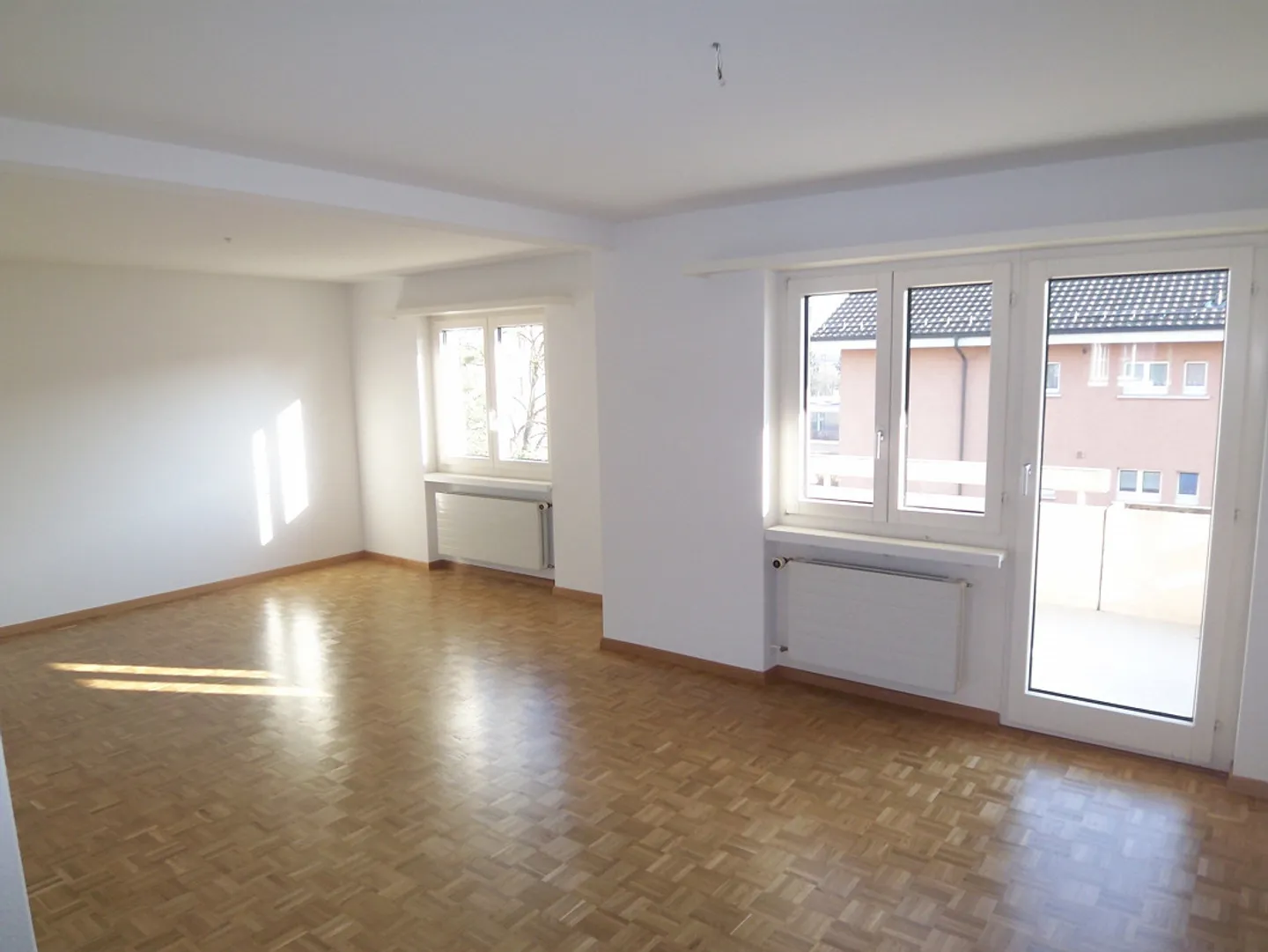 Appartamento molto luminoso di 3,5 locali - Foto 6 di 10