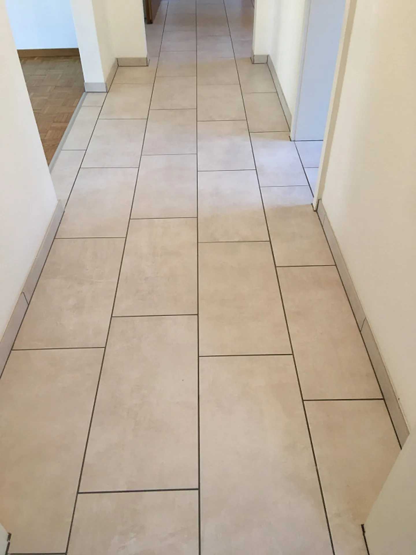 Appartamento molto luminoso di 3,5 locali - Foto 8 di 10