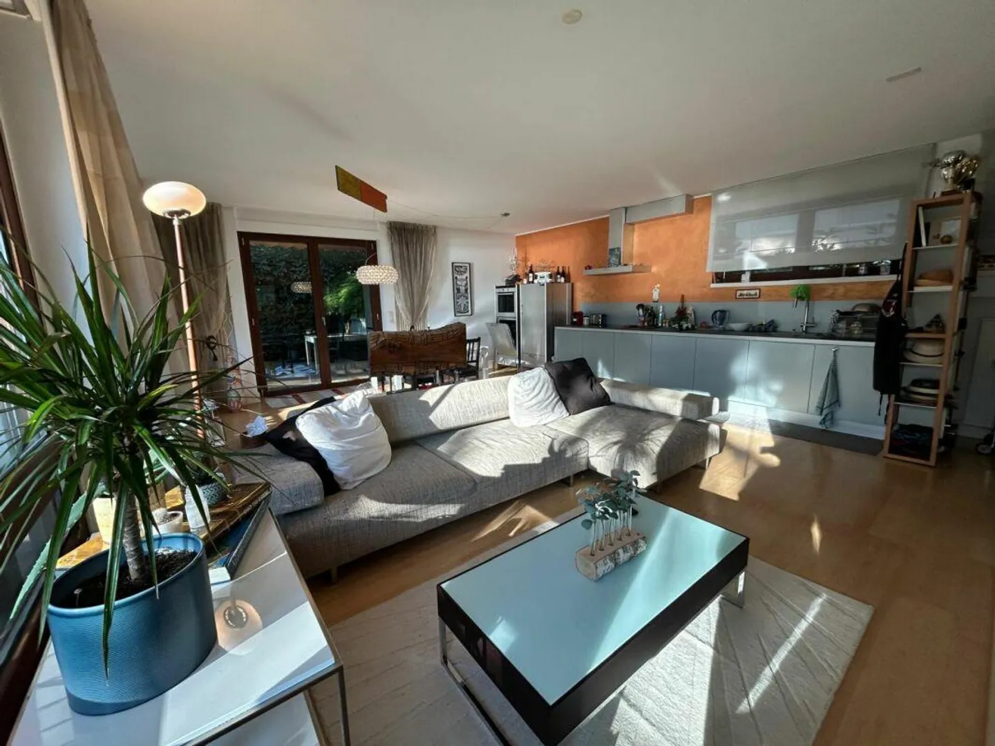 Splendid 3.5 in city center with lake view - Photo 7 of 14