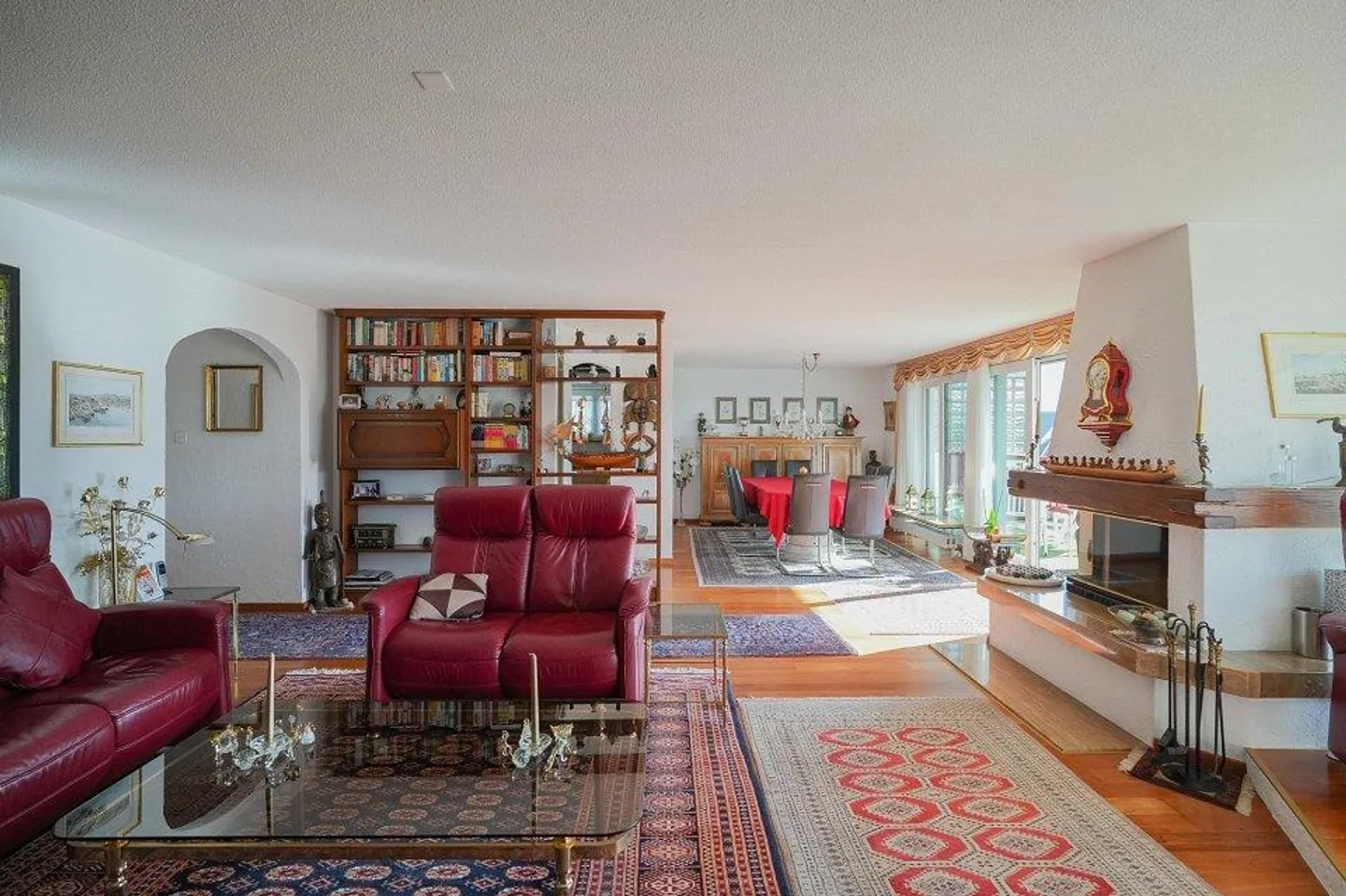 Living where the name is program: 5.5 room penthouse apartment at Sonnh... - Photo 2 of 13