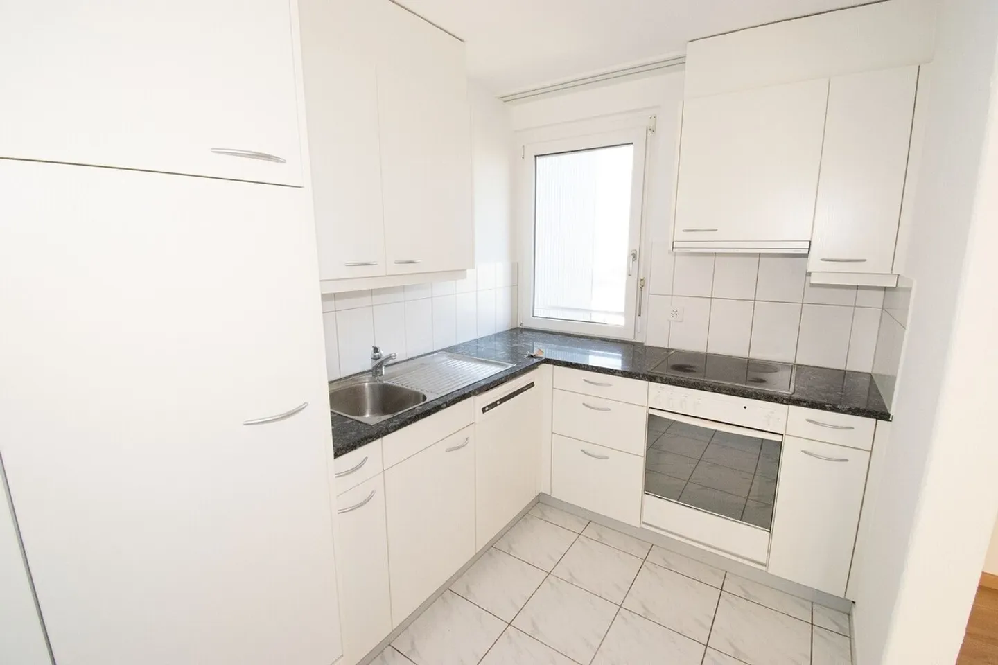 Gemütliche Wohnung mit Balkonblick - Foto 1 von 4