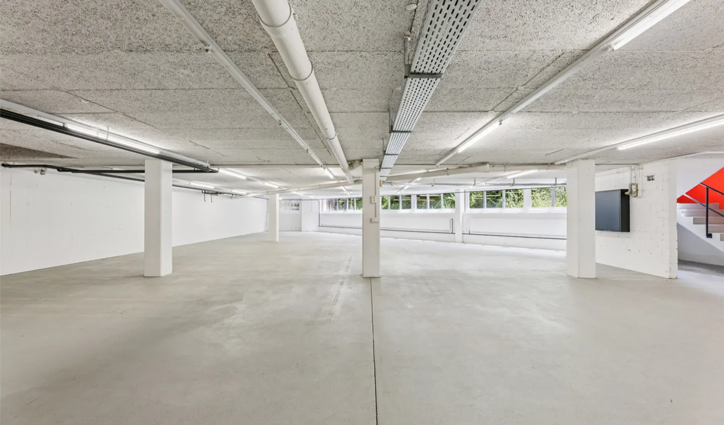 Situato centralmente e versatile – Il tuo nuovo spazio commerciale - Foto 3 di 13