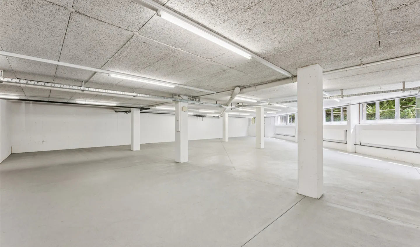 Situato centralmente e versatile – Il tuo nuovo spazio commerciale - Foto 6 di 13