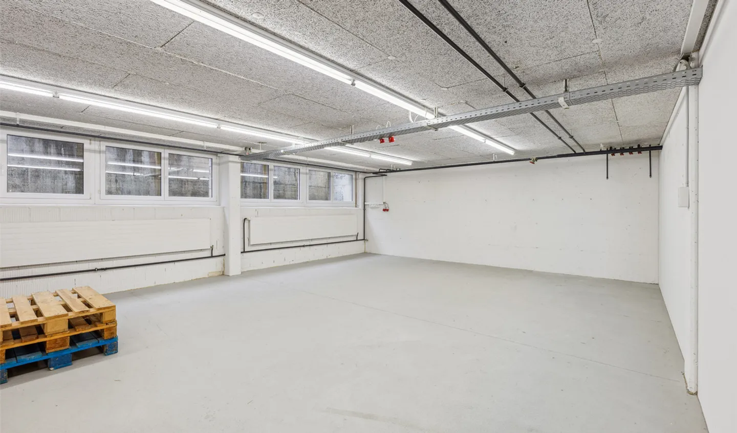 Situato centralmente e versatile – Il tuo nuovo spazio commerciale - Foto 10 di 13