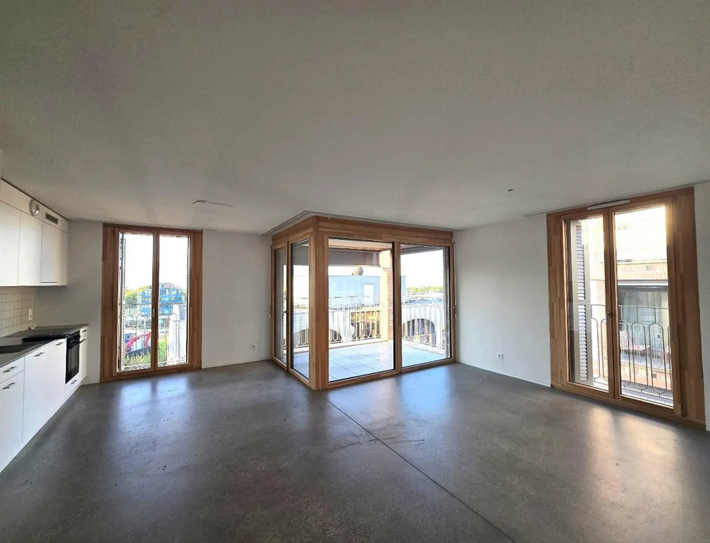 Spacious 4.5-room apartment in the heart of the Orée district in Crissier - Photo 4 of 8