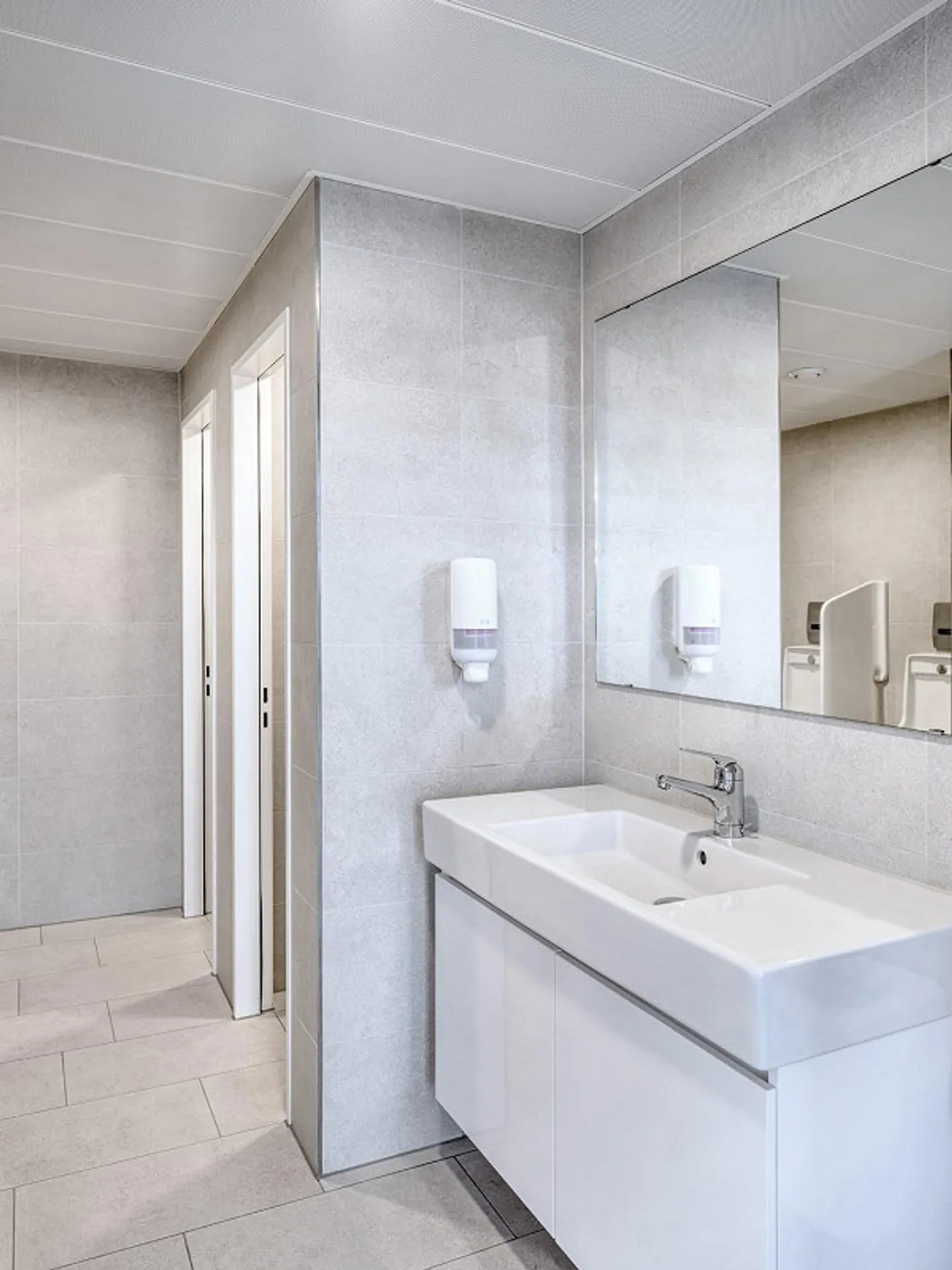 KOWERK Dietlikon - Spazi per uffici alla moda e rappresentativi alle porte di Zurigo - Foto 6 di 8