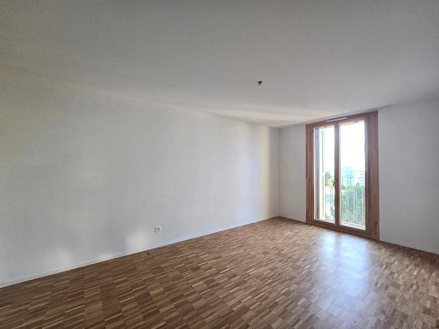 Spacious 4.5-room apartment in the heart of the Orée district in Crissier - Photo 5 of 8