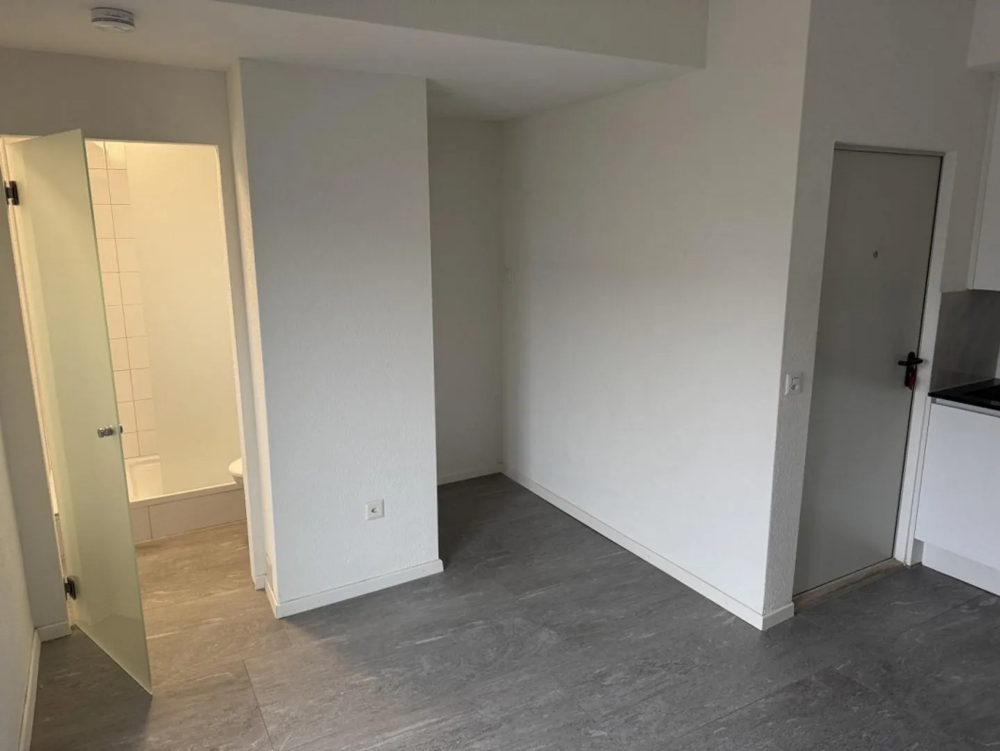 Gemütliches Studio mit Balkon - Foto 1 von 5
