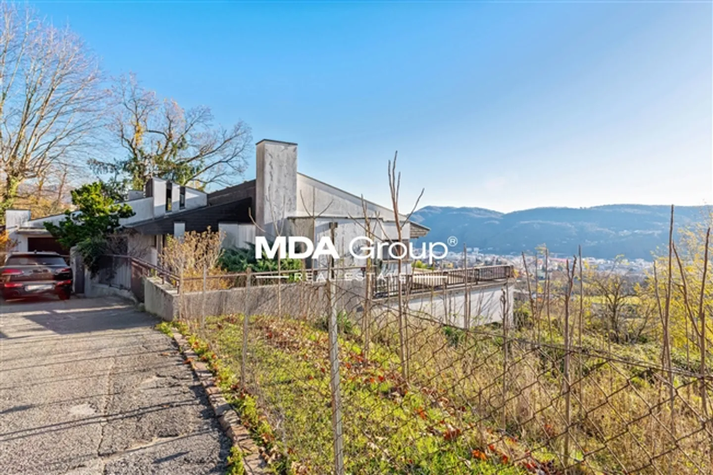 10 Room villa - Photo 2 of 19