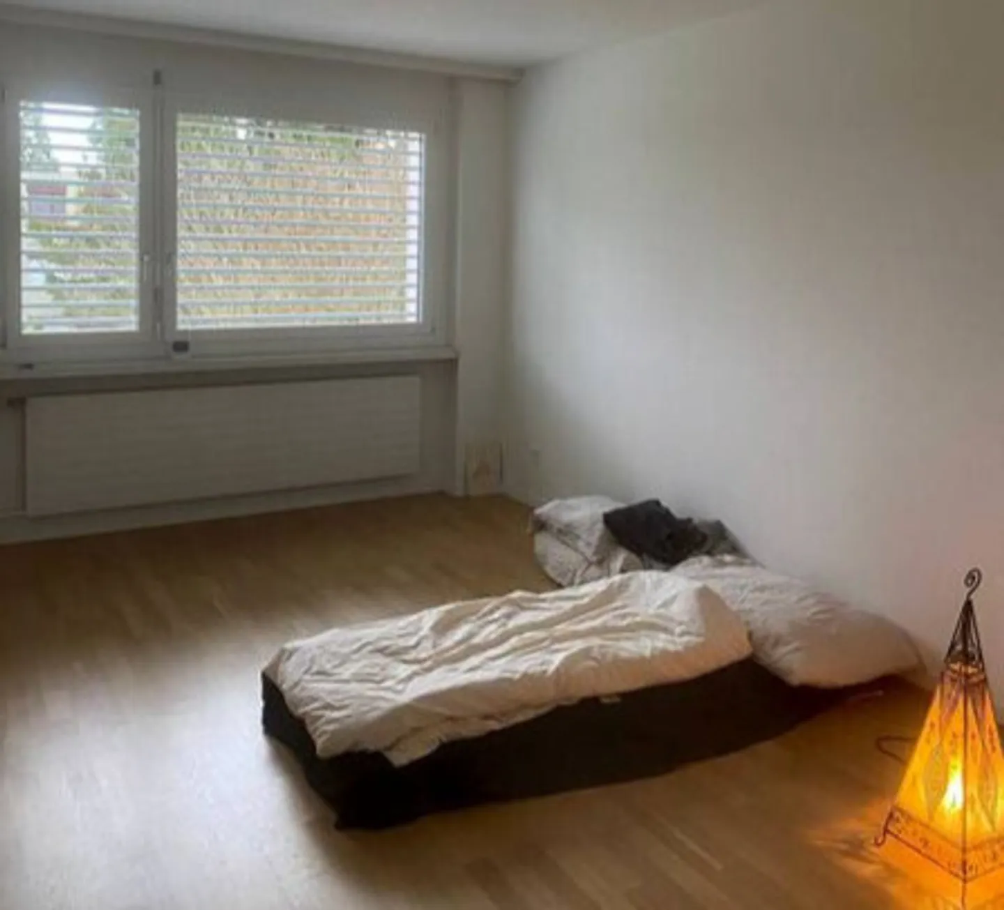 APPARTEMENT 2½ PIÈCES À ZURICH - DISTRICT 10 HÖNGG, MEUBLÉ, TEMPORAIRE - Photo 5 sur 9