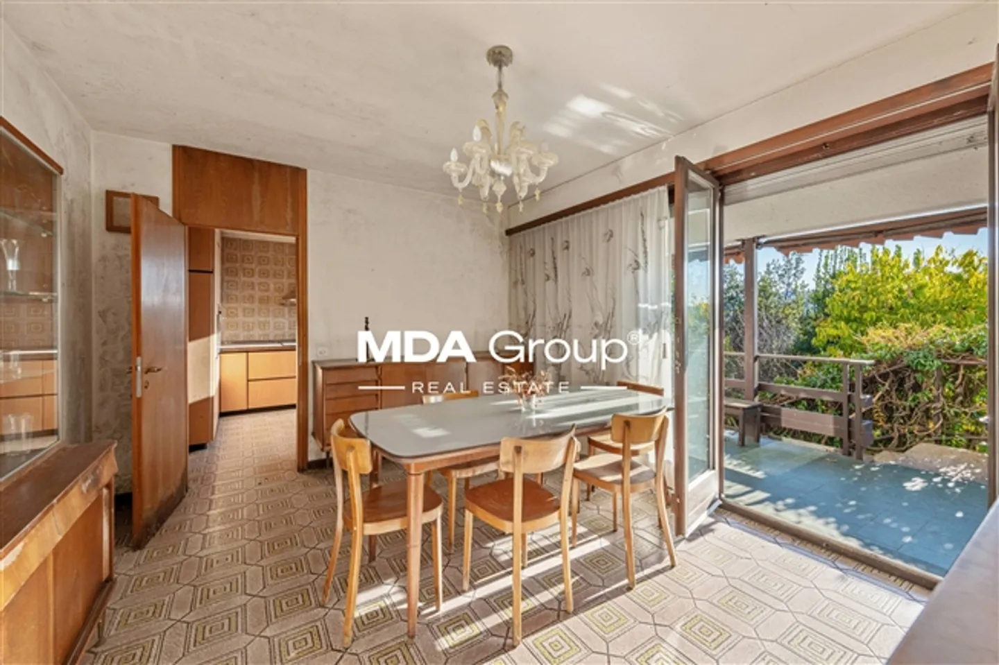 10 Room villa - Photo 7 of 19