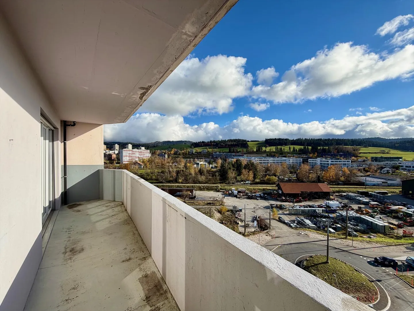 Appartamento 4 locali - Foto 1 di 8