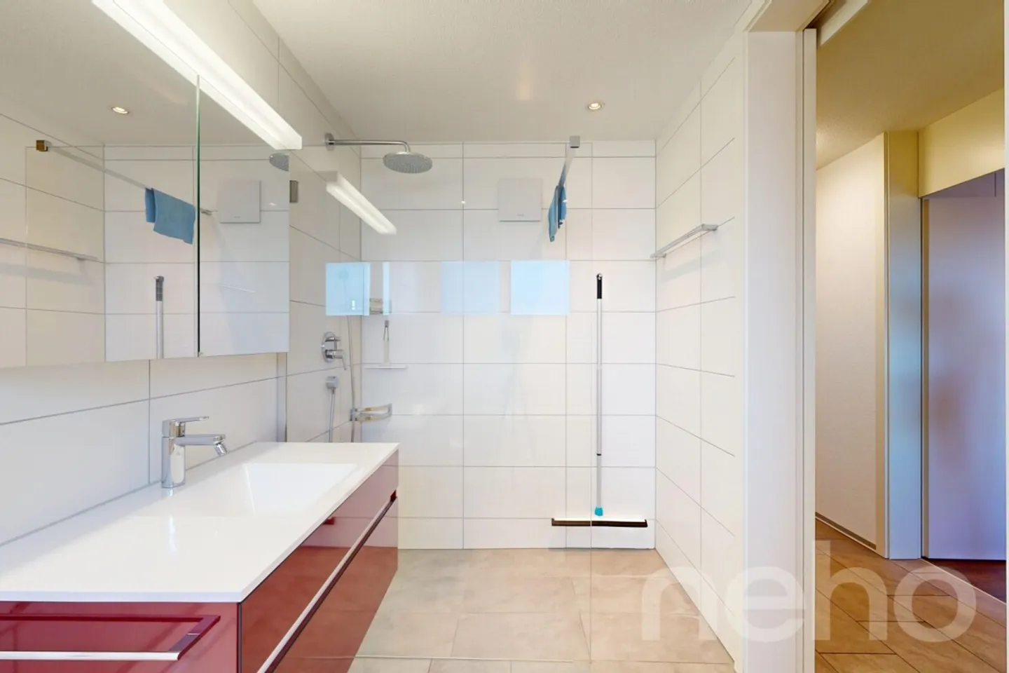 Modernes Apartment mit Alpenblick - Foto 8 von 12