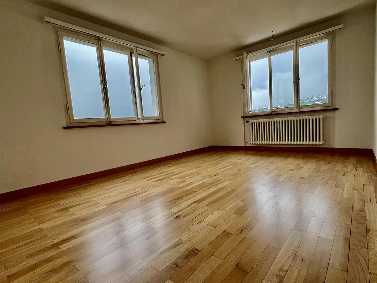 Affascinante casa unifamiliare di 6,5 stanze a Schwyz - Foto 7 di 13