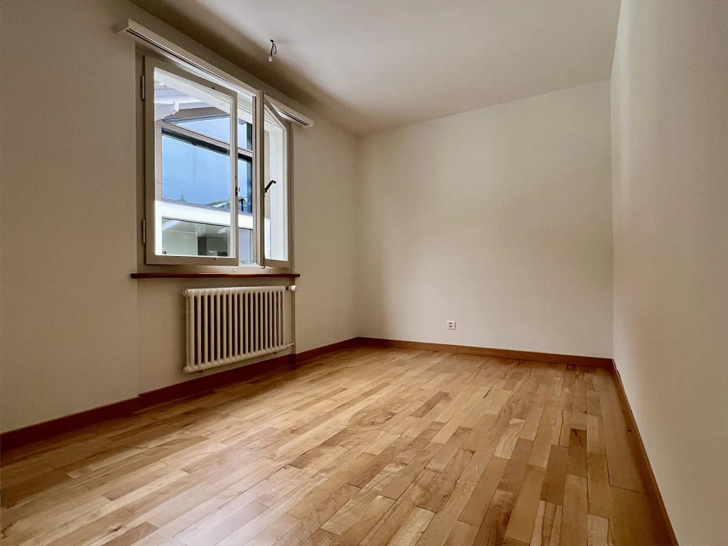 Affascinante casa unifamiliare di 6,5 stanze a Schwyz - Foto 8 di 13