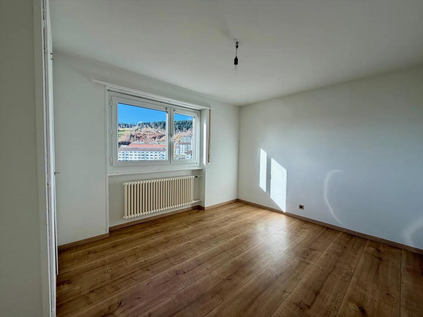 Appartamento 4 locali - Foto 7 di 8