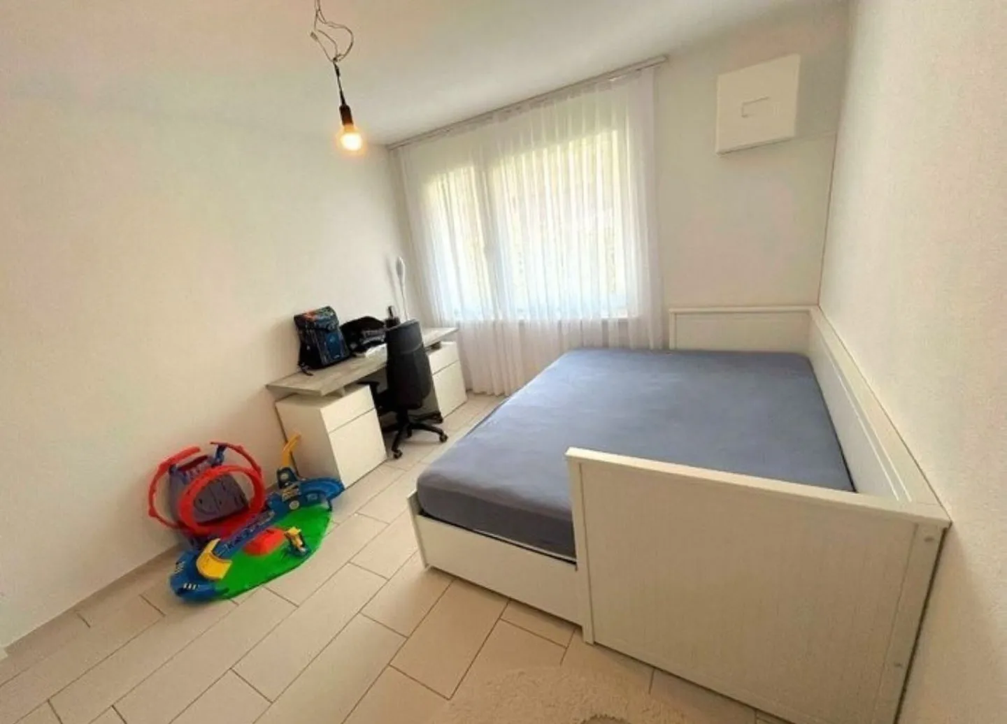 Appartement à louer - Photo 3 sur 8