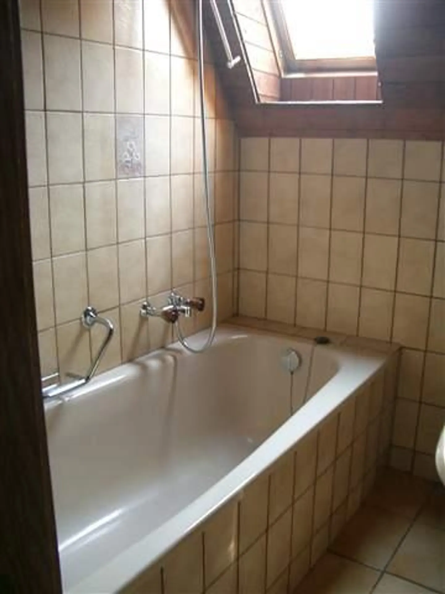 Haut au-dessus des nuages appartement 3 1/2 pièces abordable - Photo 5 sur 27