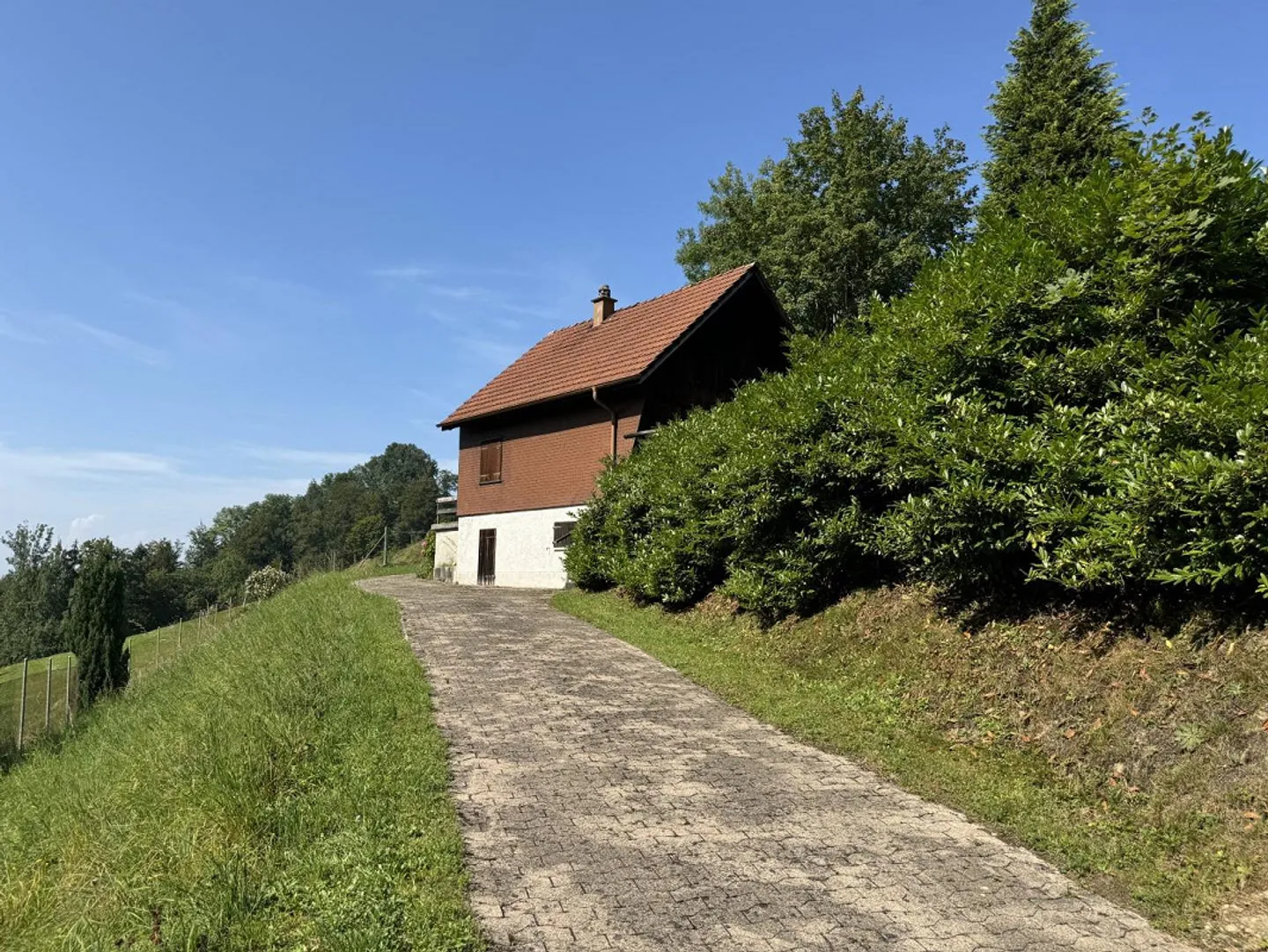 Charmante maison Appenzeller avec beaucoup d'espace dans un emplacement idyllique - Photo 3 sur 14