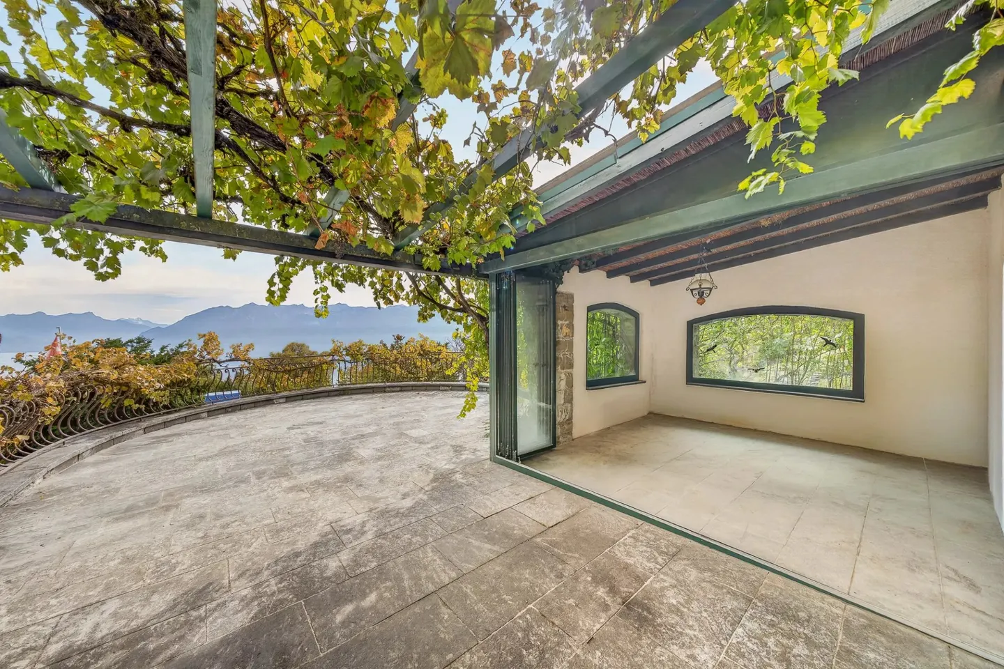Villa Charmante avec Vue Lac - Photo 15 sur 16