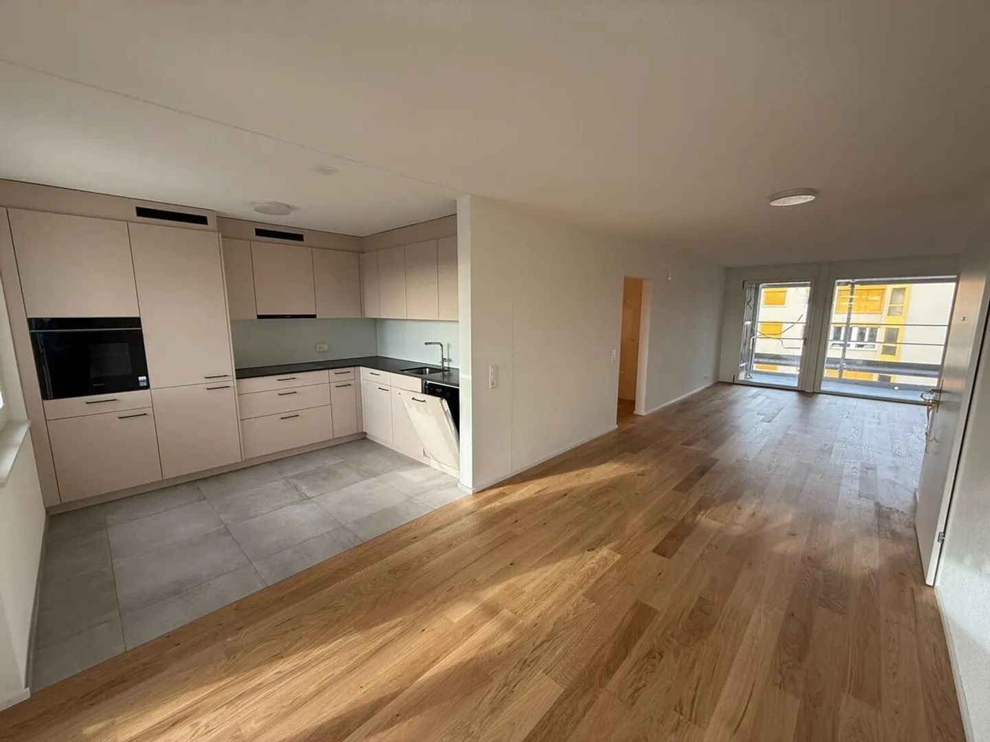 Vivre intelligemment à Moosseedorf - appartements de 4,5 pièces rénovés de haute qualité - Photo 1 sur 8