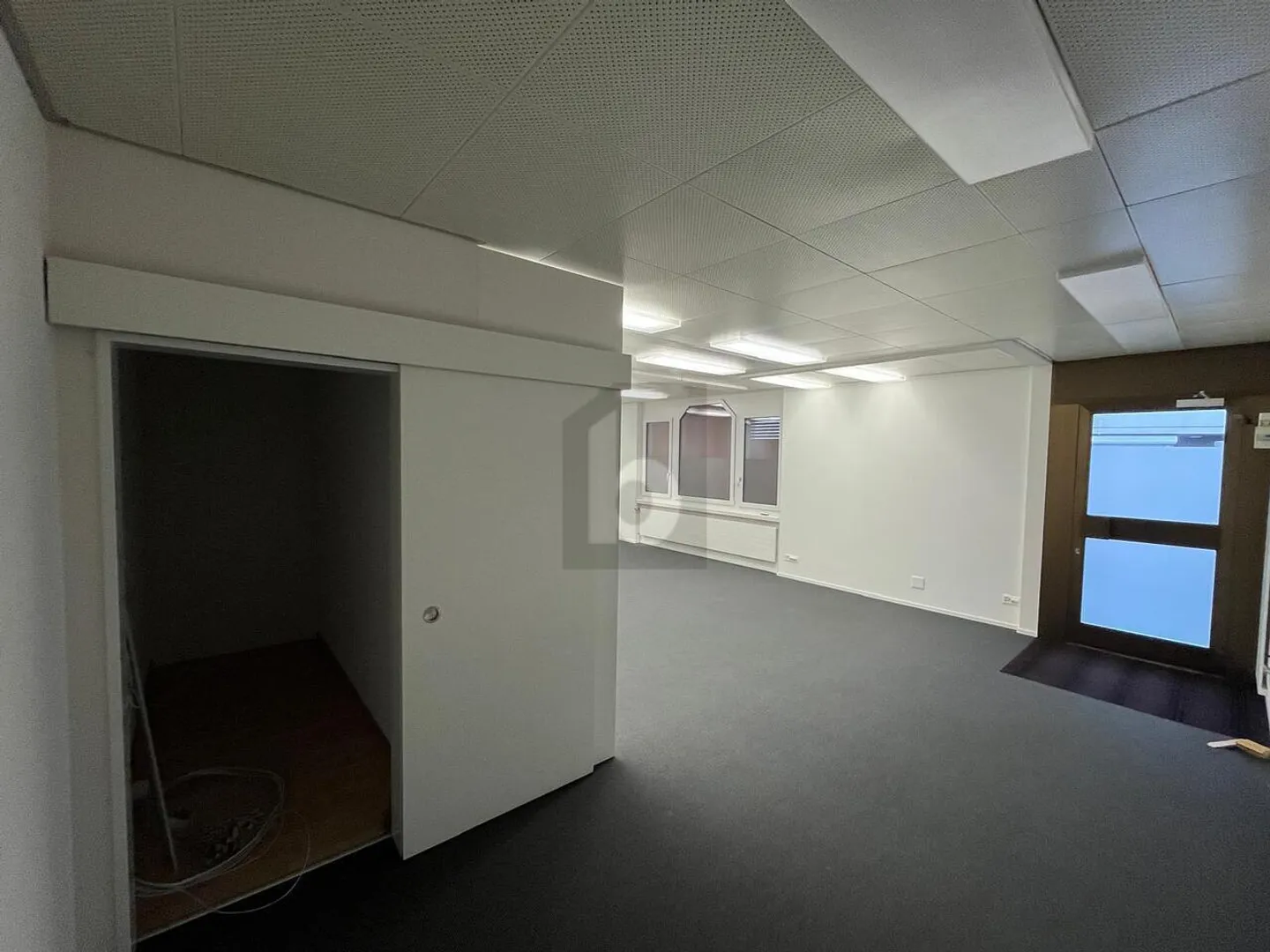 Modernes Büro in Eschenbach - Foto 3 von 4