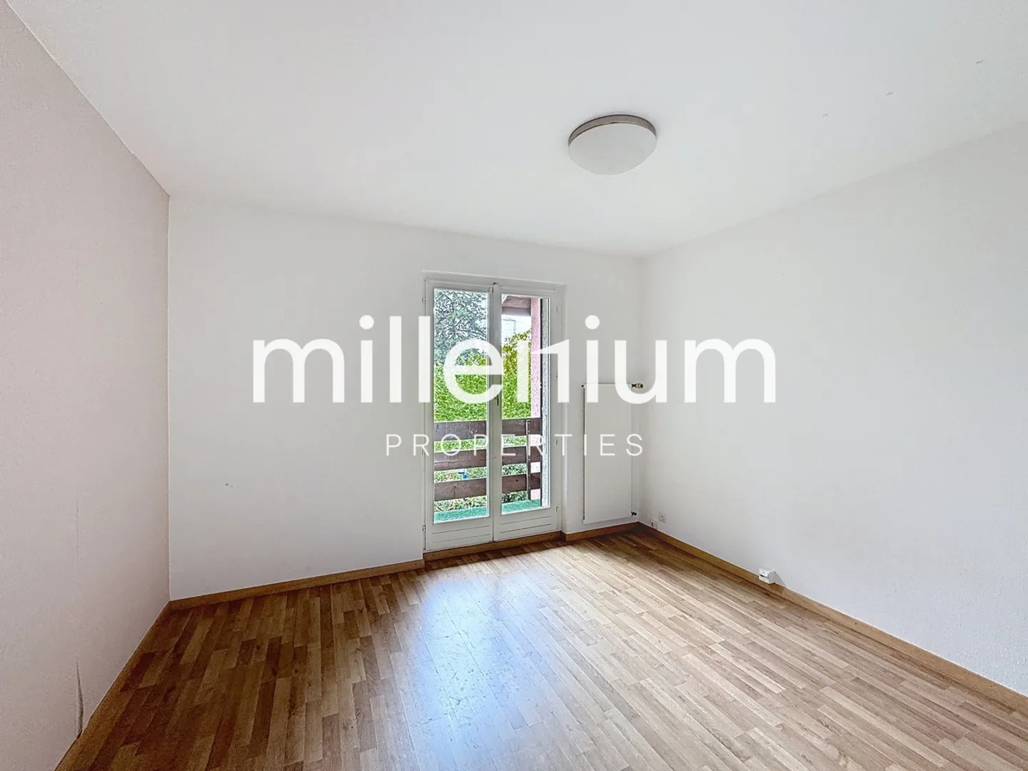 Villa jumelée spacieuse avec jardin, Secteur Cointrin - Photo 7 sur 10