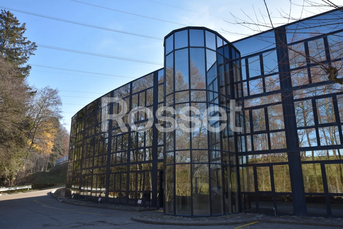 Mont-sur-Lausanne - Espaces administratifs et/ou commerciaux - Photo 1 sur 6