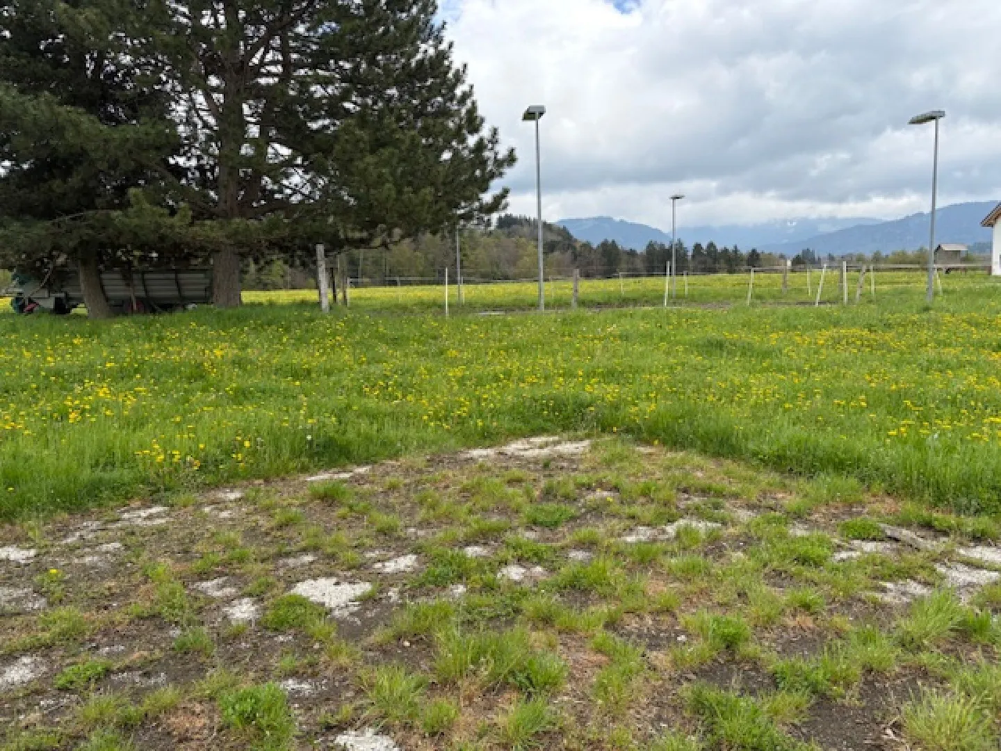 Grundstück für Freizeitzentrum - Foto 2 von 2