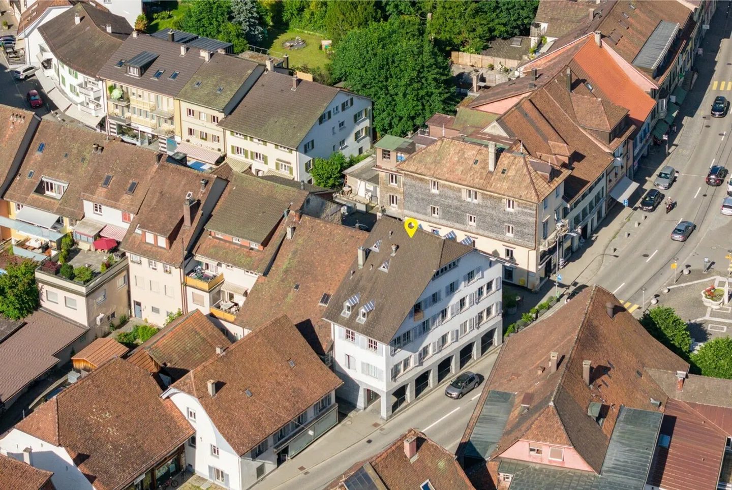 Edificio ad uso misto in affitto - Foto 1 di 13