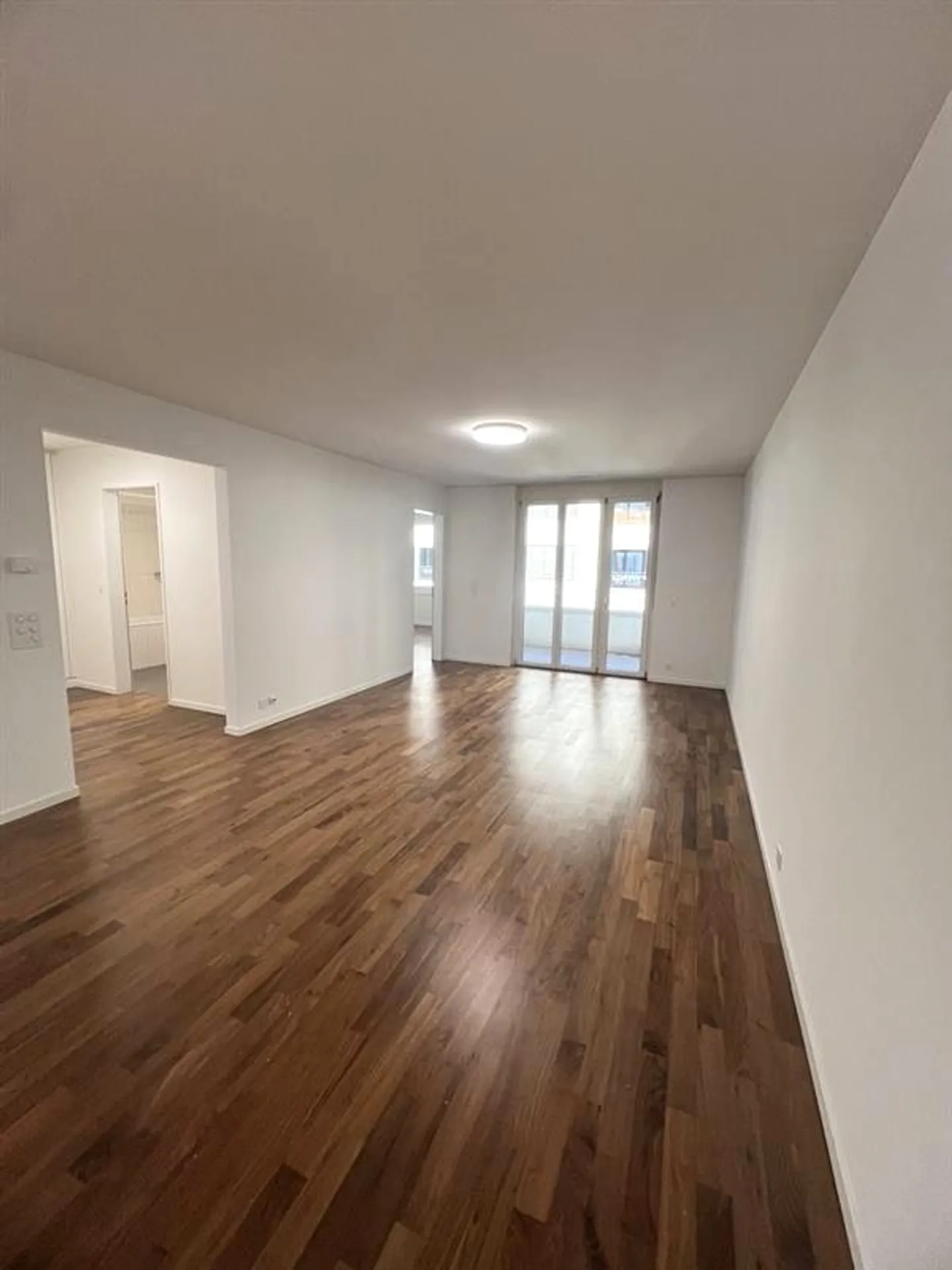 Appartement à louer - Photo 3 sur 11