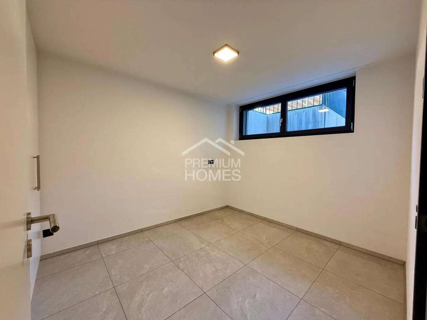 Your new home with garden seating area! - Photo 6 of 8