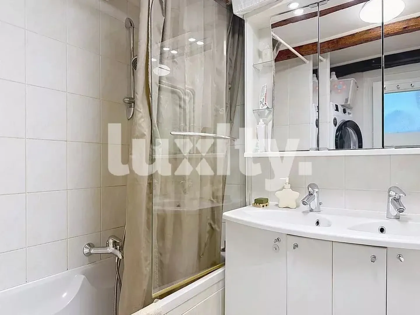 ANIÈRES? Casa a schiera di 7 stanze con terrazza - Foto 8 di 8