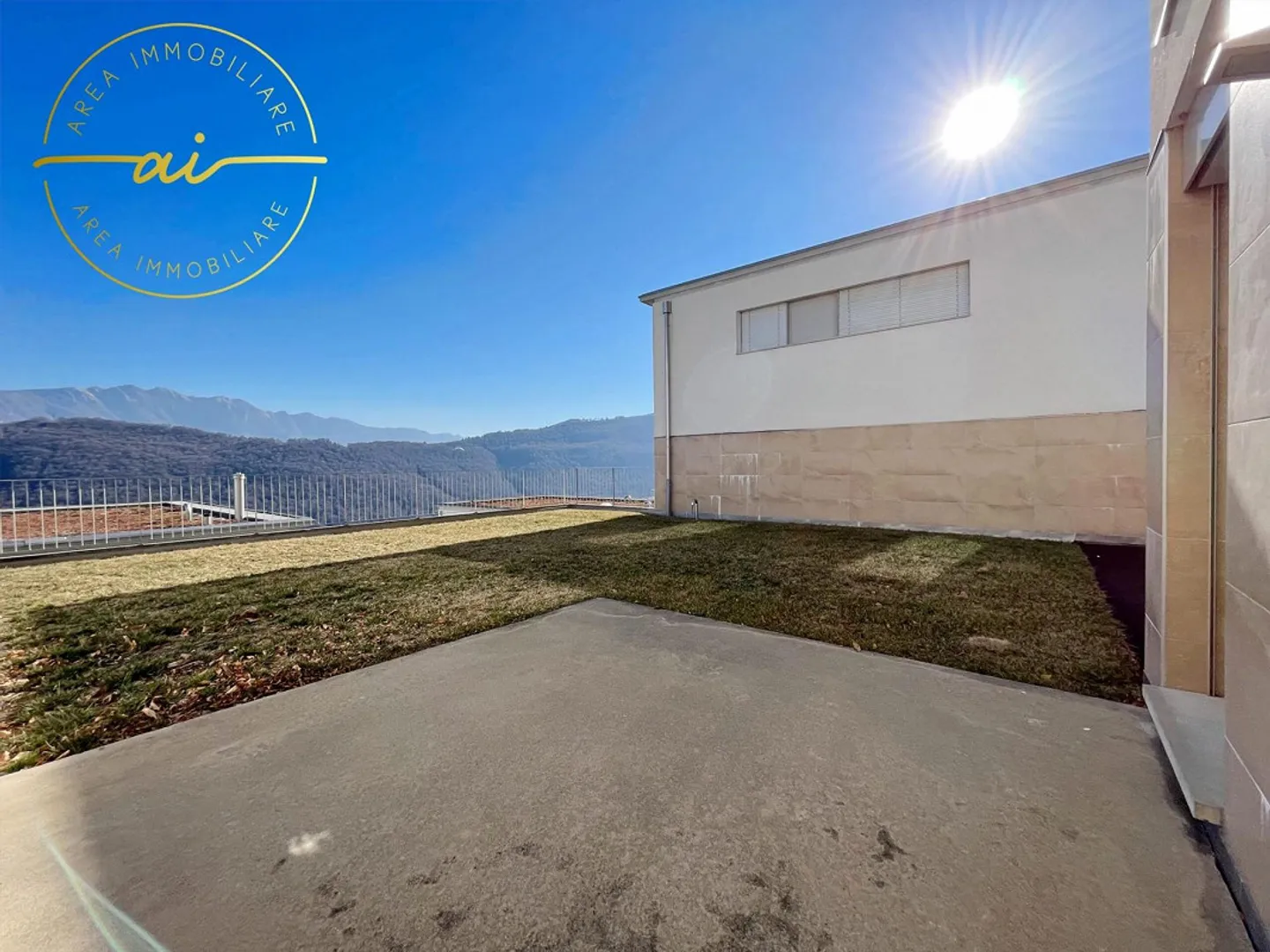 VILLA B – MODERNE EIGENSTÄNDIGE VILLA MIT PANORAMATERRASSE - Foto 6 von 12