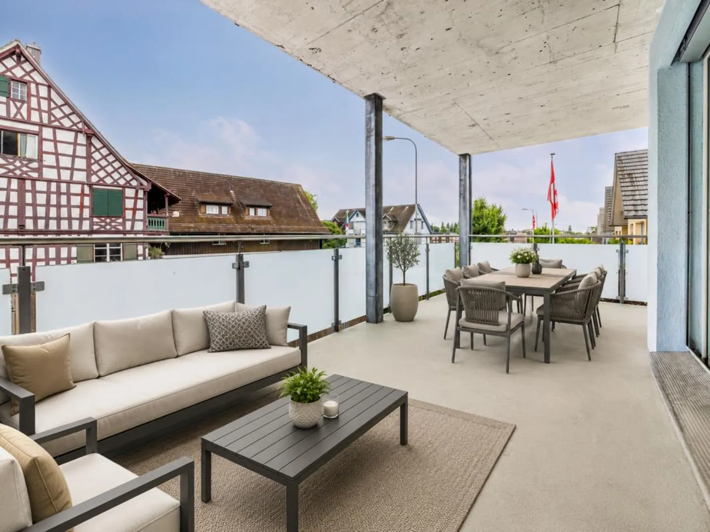 SEENAH ABITARE: AMPIO APPARTAMENTO DI 4.5 STANZE CON TERRAZZA COPERTA - Foto 3 di 12