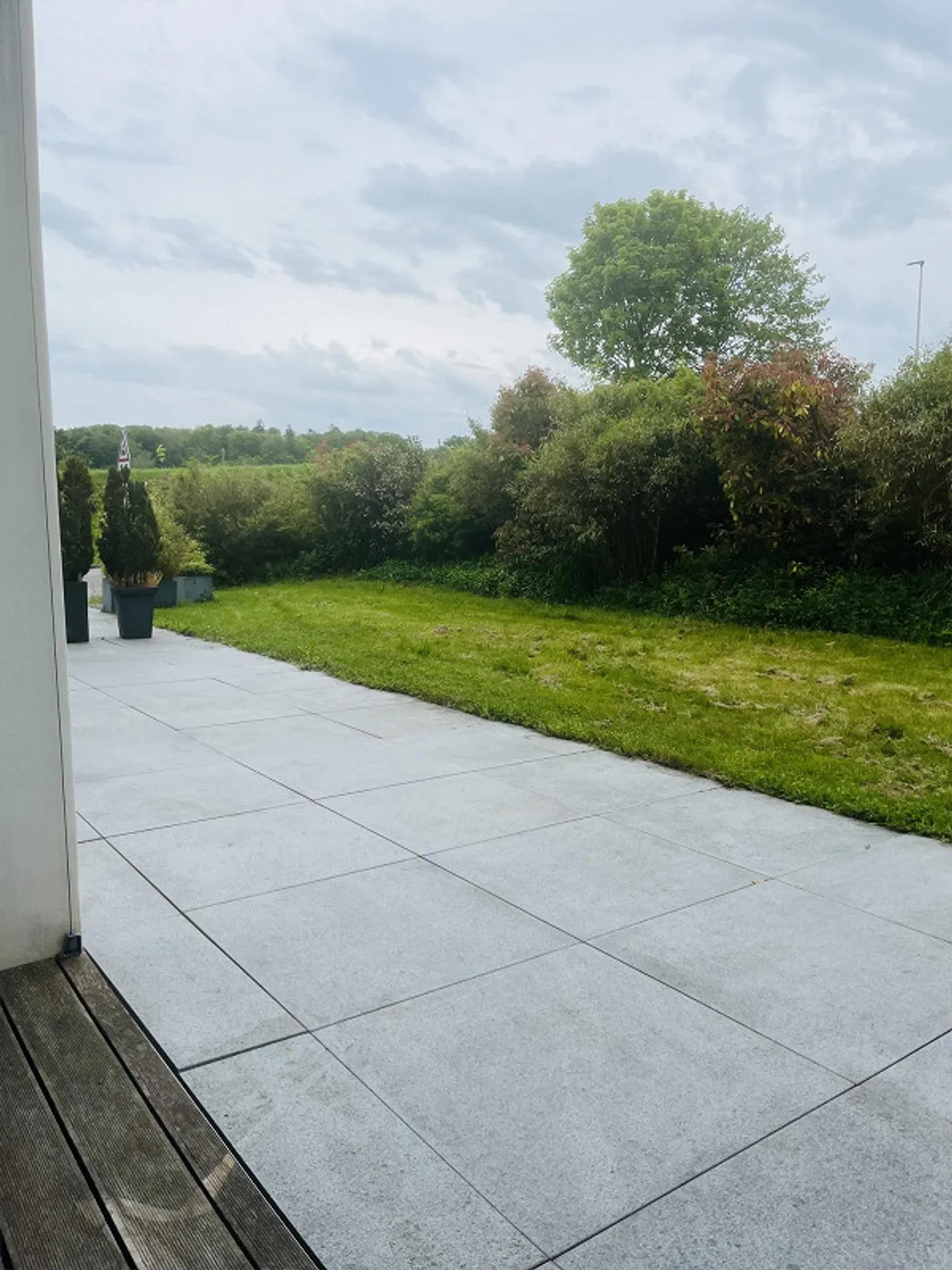 Appartement de 2,5 pièces au rez-de-chaussée avec jardin privé et vue sur le lac de Constance - Photo 4 sur 7