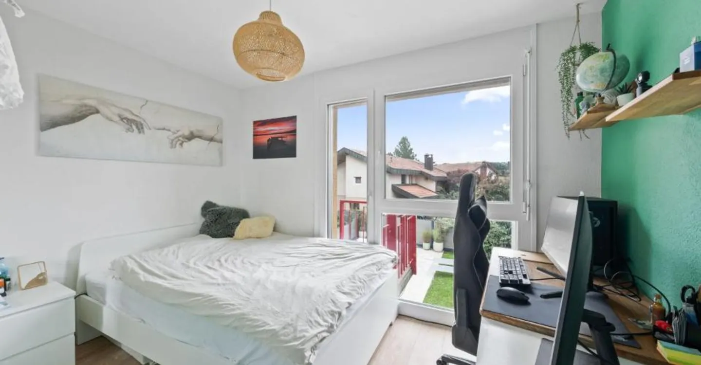 Architektenvilla mit 7,5 Zimmern, beheiztem Pool und Jacuzzi 5 Minuten von Payerne entfernt - Foto 3 von 11