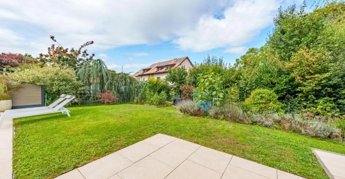 Architektenvilla mit 7,5 Zimmern, beheiztem Pool und Jacuzzi 5 Minuten von Payerne entfernt - Foto 9 von 11