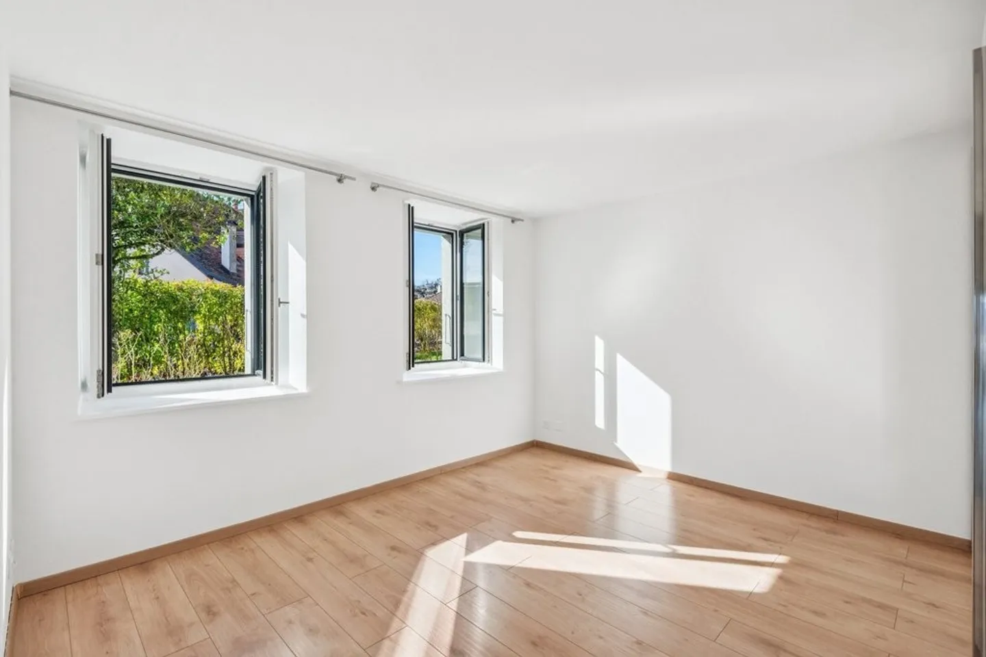 Charming Home with Lake View - Photo 5 of 12