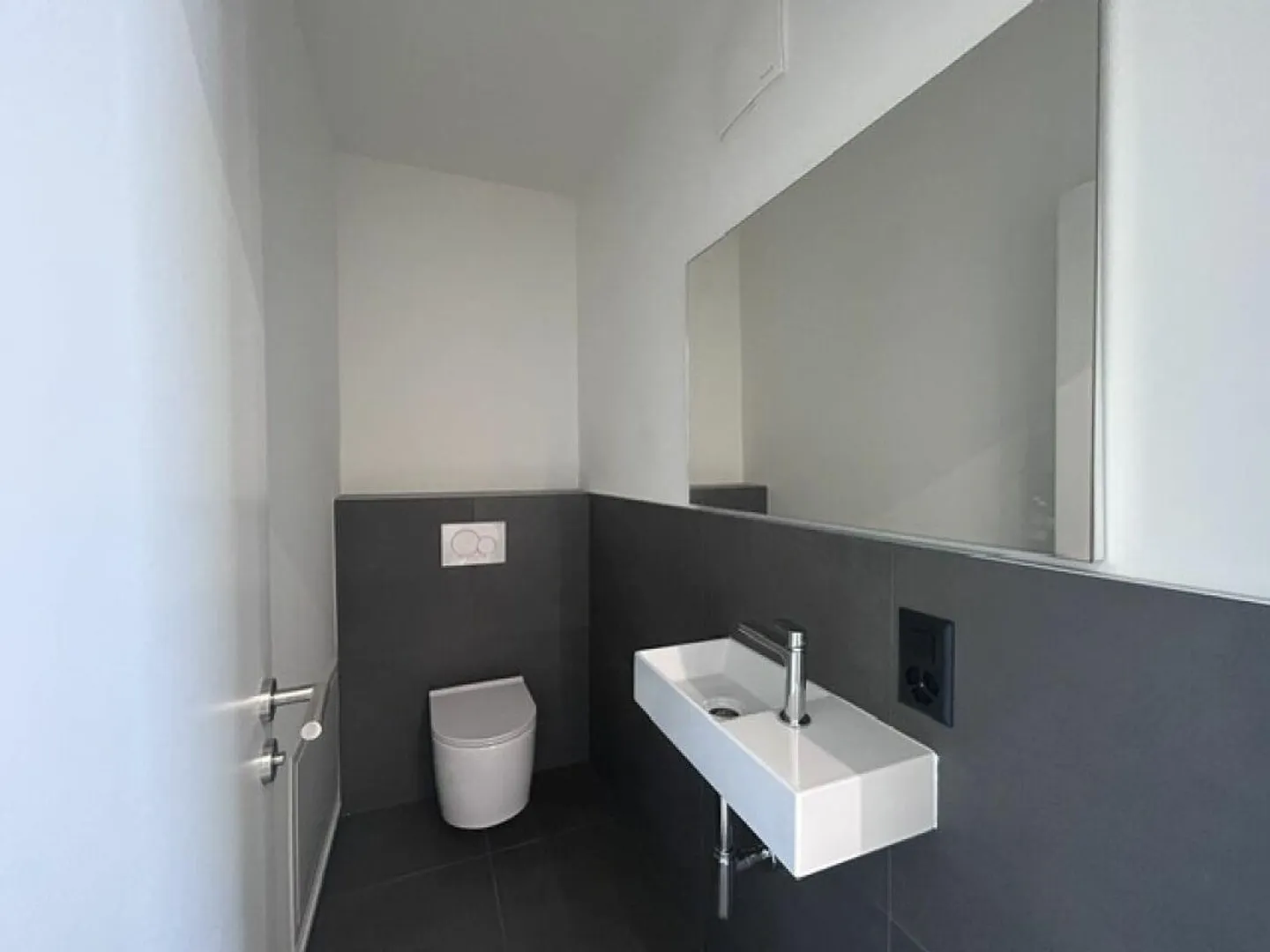NEUES PENTHOUSE 3.5 ZIMMER MIT 38MQ DACHTERRASSE MIT SEEBLICK - Foto 17 von 29