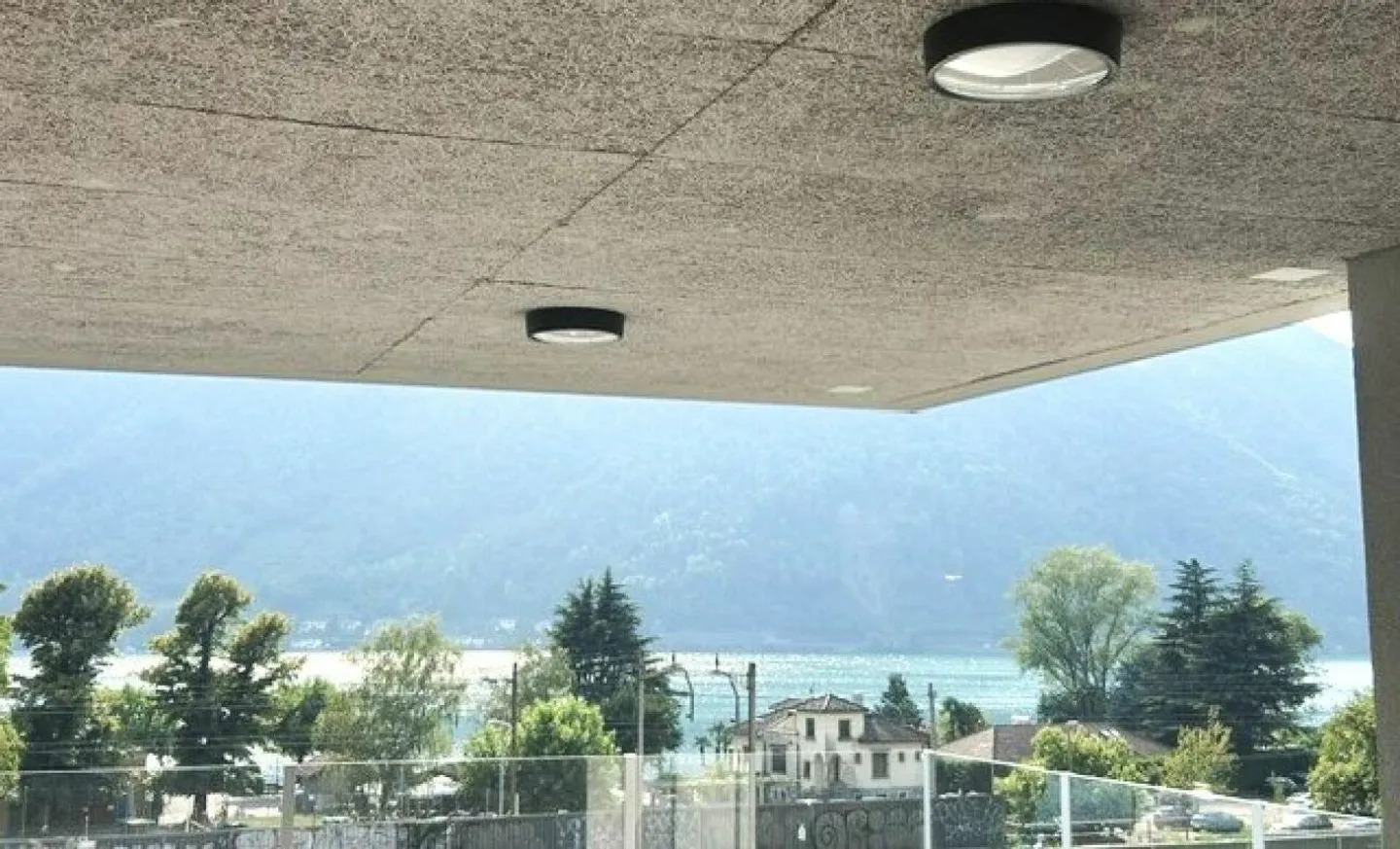 NEUES PENTHOUSE 3.5 ZIMMER MIT 38MQ DACHTERRASSE MIT SEEBLICK - Foto 19 von 29